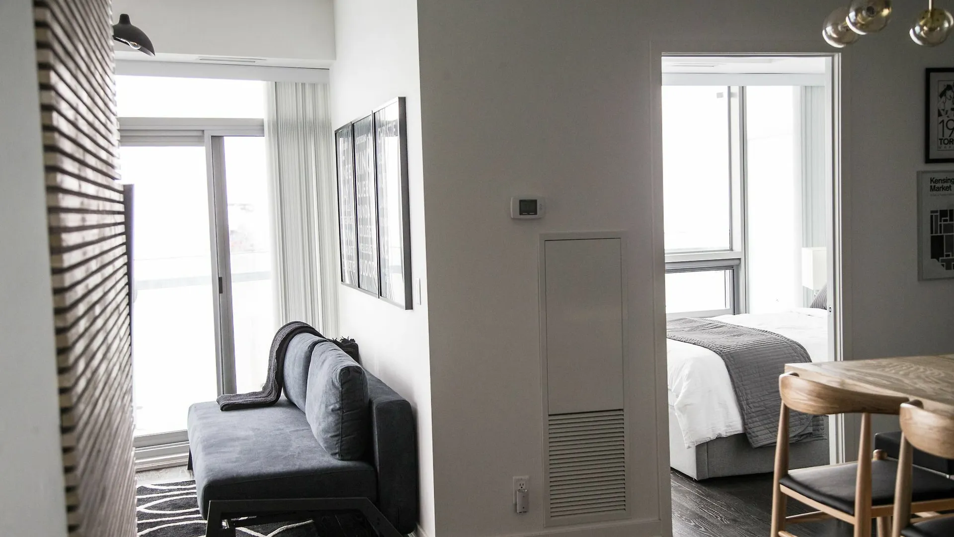 شقة Applewood Suites - 3 Bdrm Luxury Lakeview تورونتو