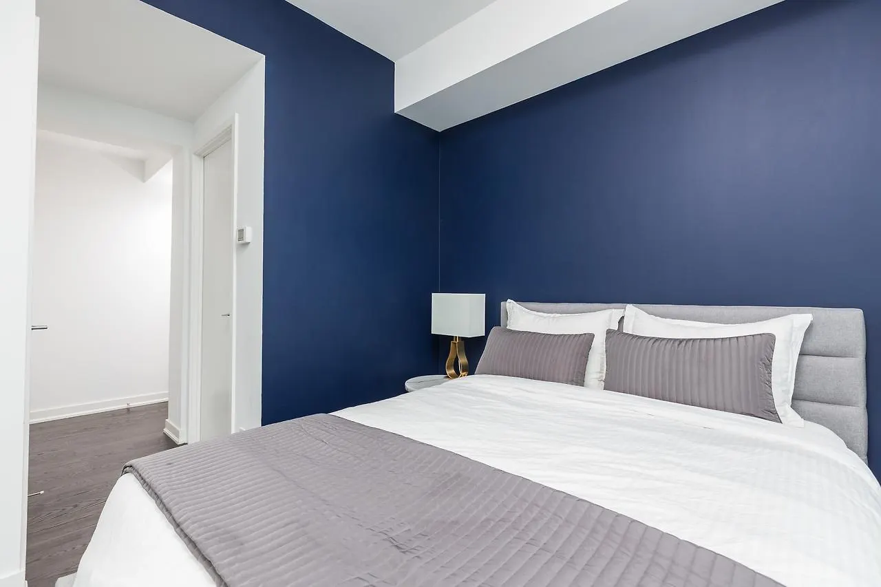 Applewood Suites - 3 Bdrm Luxury Lakeview contacts